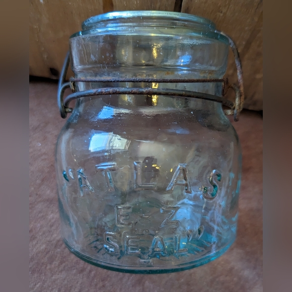 Atlas EZ Seal Small Antique Aqua Mason Jar W Wire Bale - Picture 11 of 12